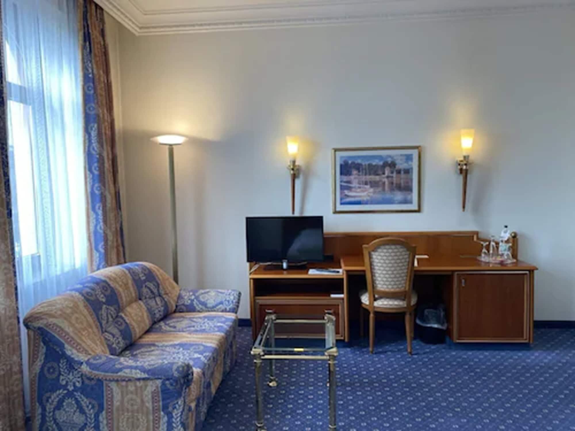 Hotel Bayerischer Hof דרזדן מראה חיצוני תמונה