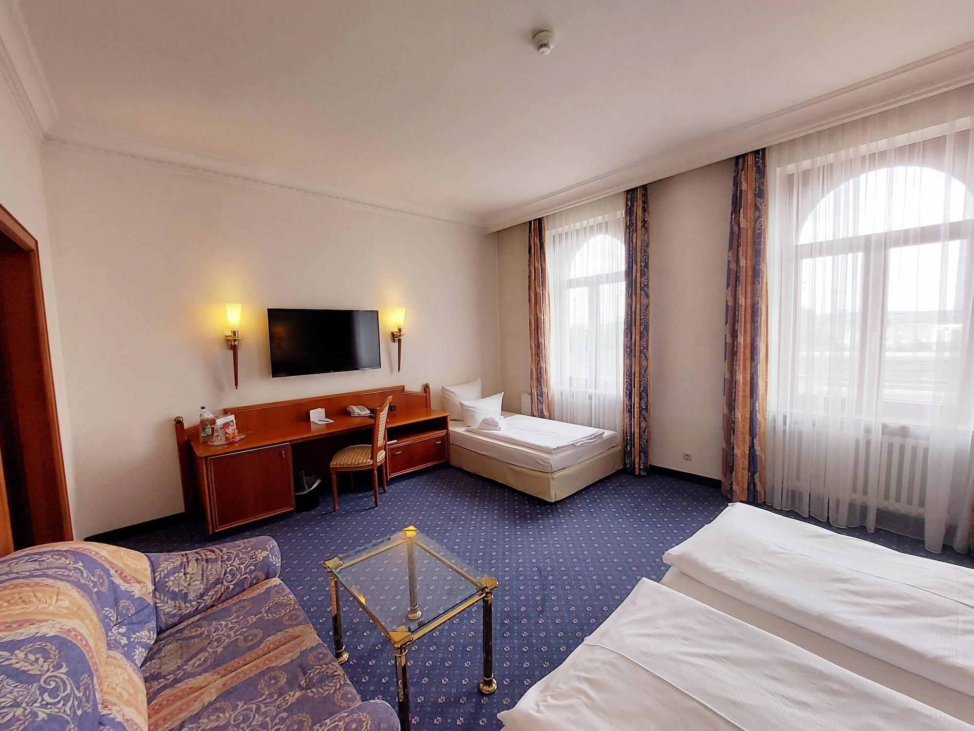 Hotel Bayerischer Hof דרזדן מראה חיצוני תמונה