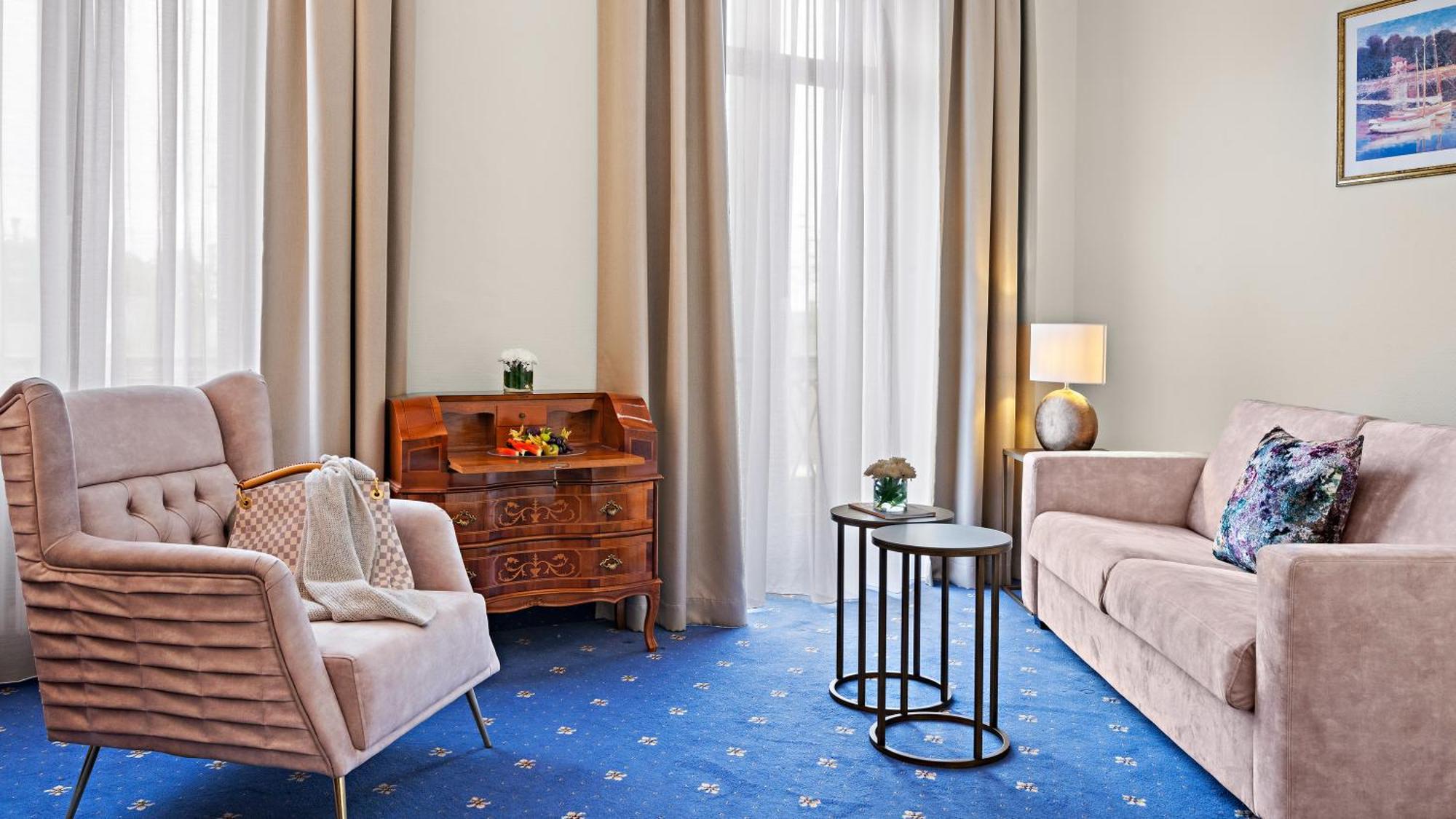 Hotel Bayerischer Hof דרזדן מראה חיצוני תמונה